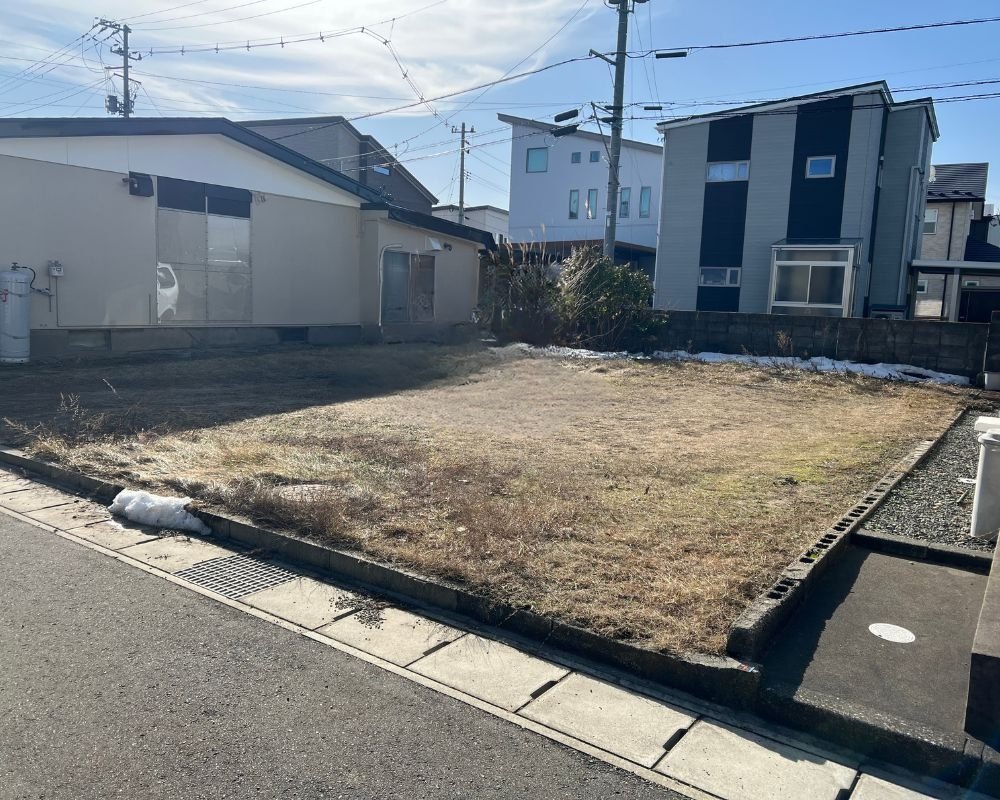【建築条件無し】秋田市新屋豊町