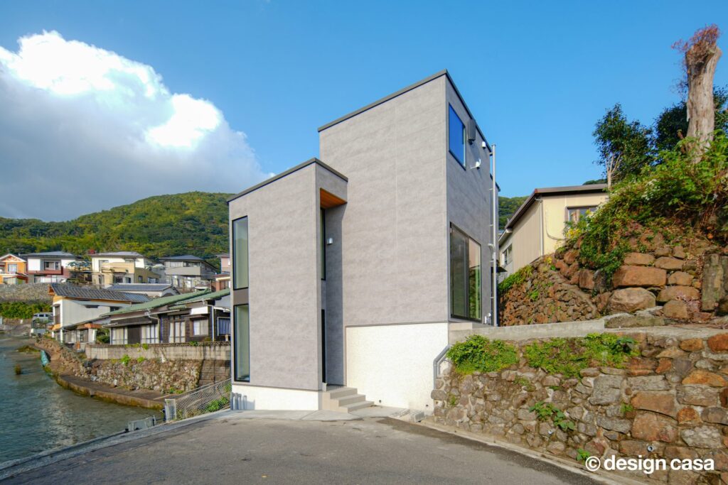 塔の家